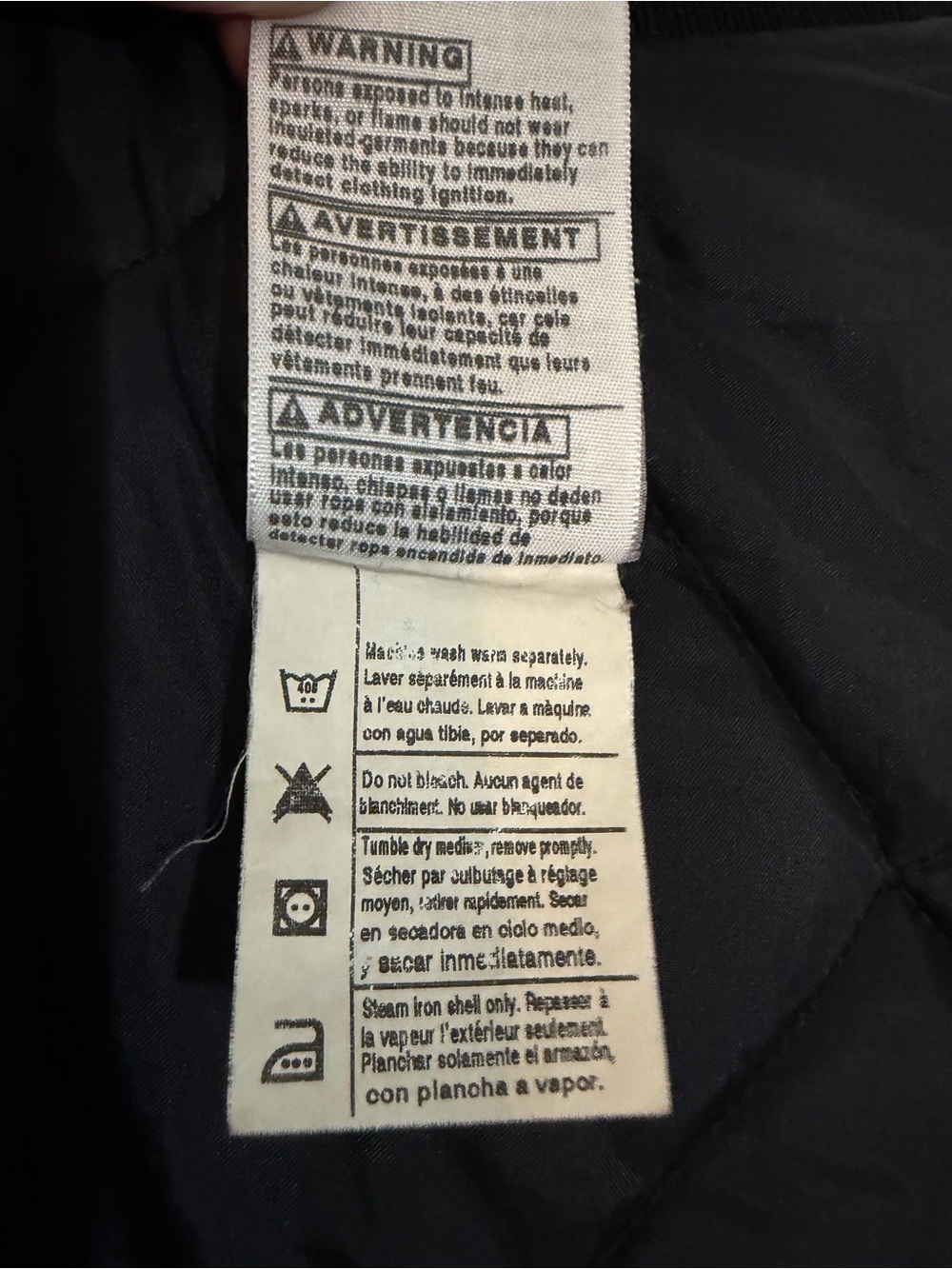 Carhartt Insulated Vest Men’s Size Medium - Picture 9 of 11